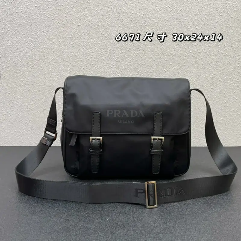 prada aaa homme mini sac a main s_123b37b